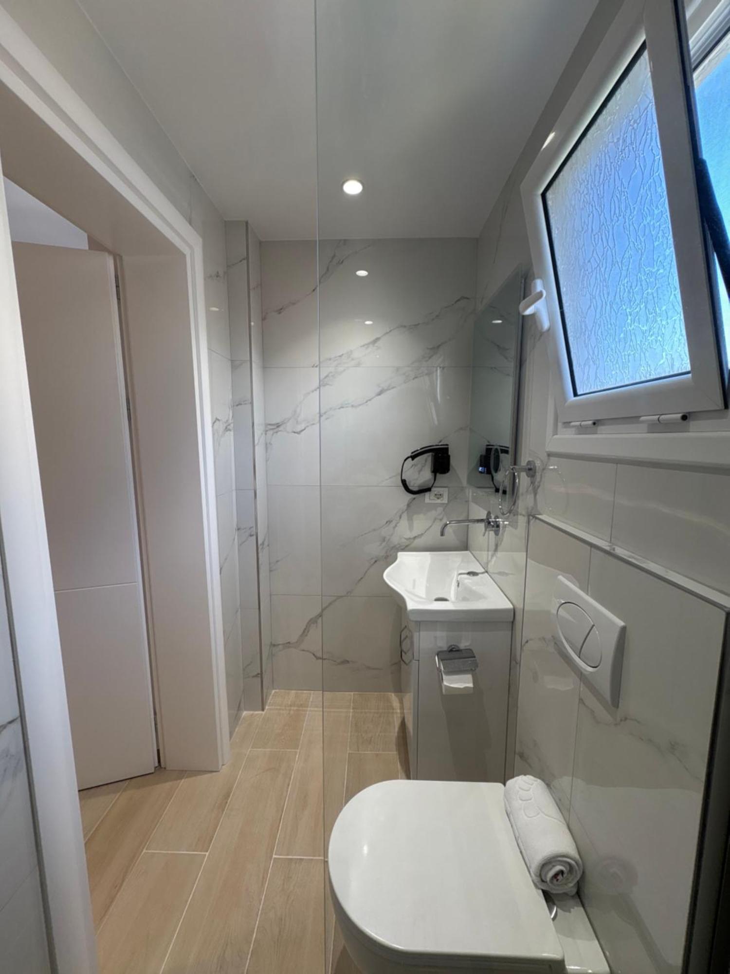 Xhonis Apartments Ksamil Extérieur photo