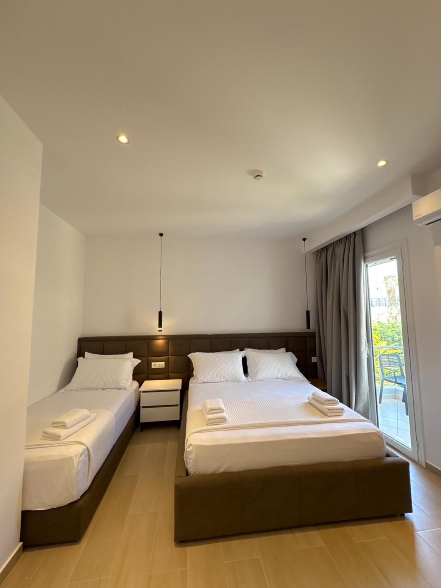 Xhonis Apartments Ksamil Extérieur photo