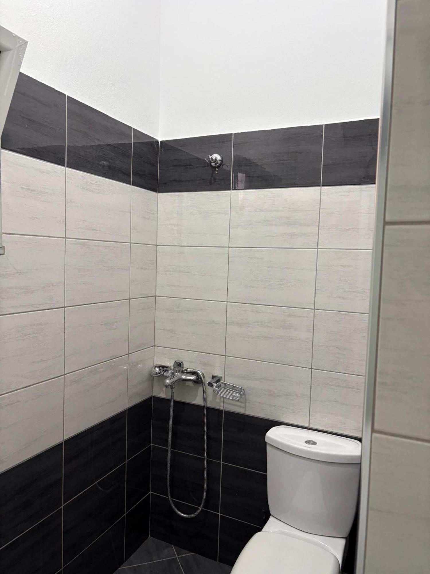 Xhonis Apartments Ksamil Extérieur photo